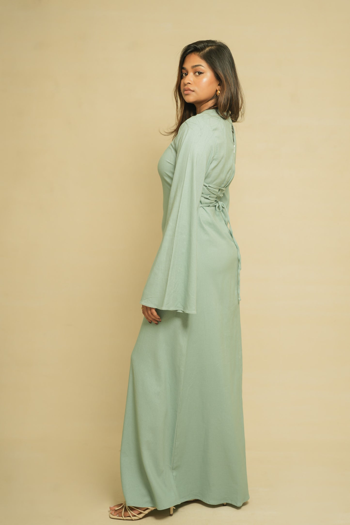 Airi Sleeved Maxi